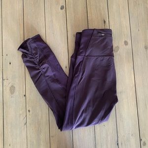 Women’s Lululemon Athletica Yoga Pants Legging Size 4 Plum Color